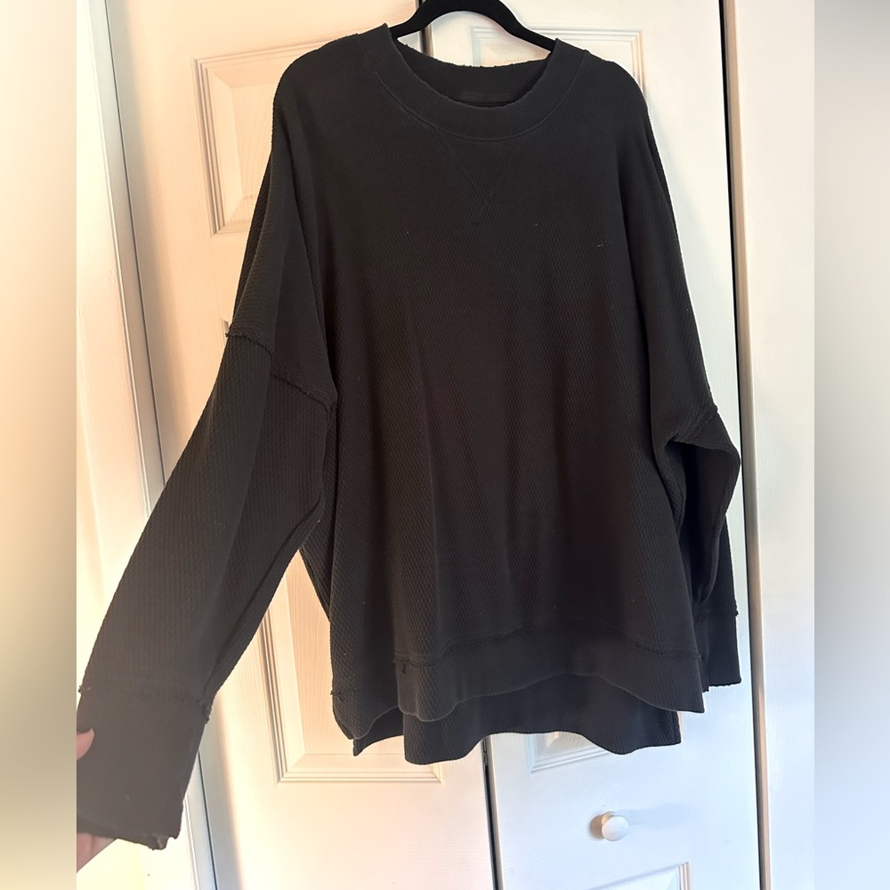 Aerie Raw Hem Oversized Crewneck Black Sweatshirt size XL
